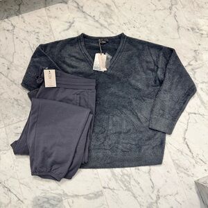 Barefoot Dreams Butter-Chic Knit Jogger Set (Slate)